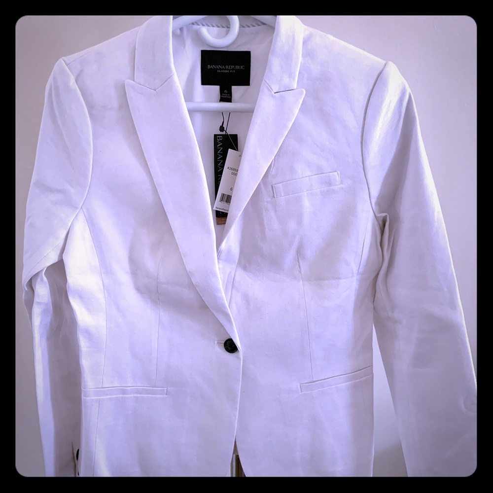 NWT Banana Republic white blazer